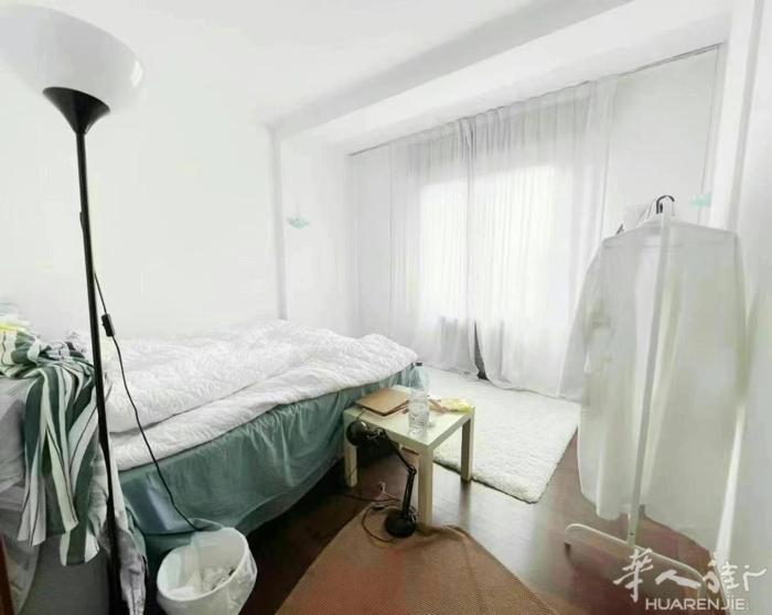 【紫线cenisio两室一厅2100包物业暖气水保洁】有完整视频‼️ 🏠Via