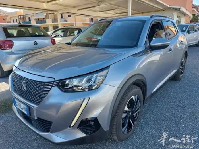 标致2008。           附带充电设备 136 HP Allure P