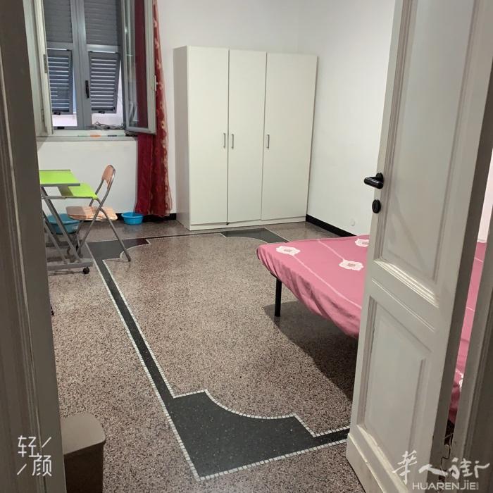 sampiedarena 房间搭铺，干净卫生，购物方便，近Fiumara周围附近