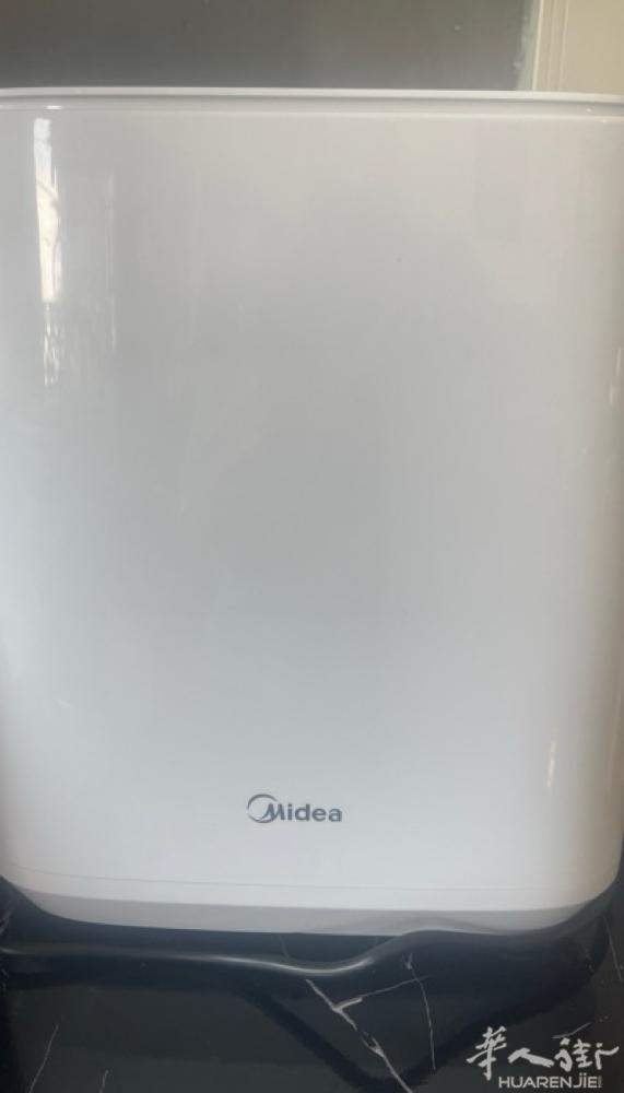 美的小型桌面制冰机只用过一次，全新