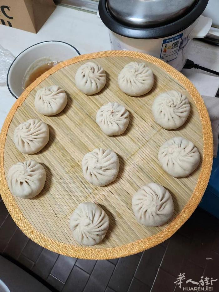 马德里上门做菜服务 ​服务特色 • ​北方家常面食：本人是北方人，善于制作各类正