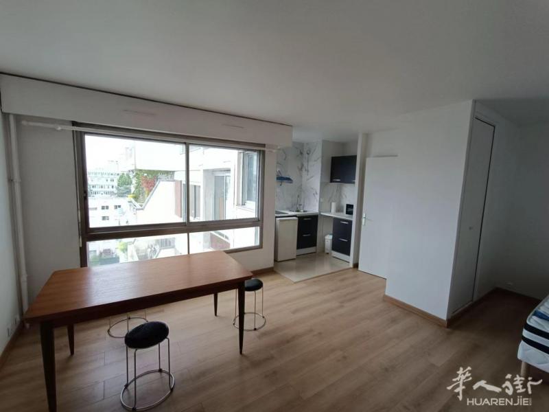 19区(ID：187211) 32平的 studio  房间数1  卧室数1  家具齐全