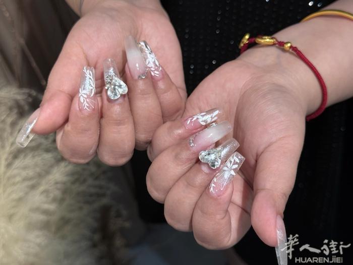 诚招中工 单人间 休息日额外加一天