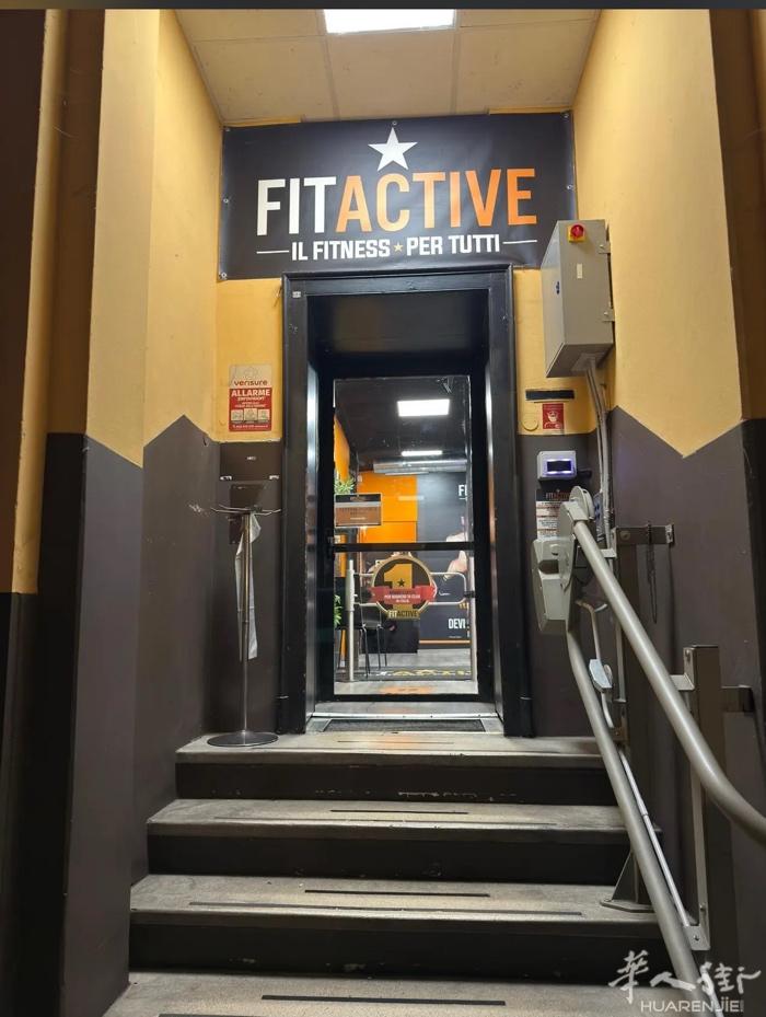 有没有离fitactive连锁健身房近的餐馆需要跑堂，诚信求职做长期，本人平时有