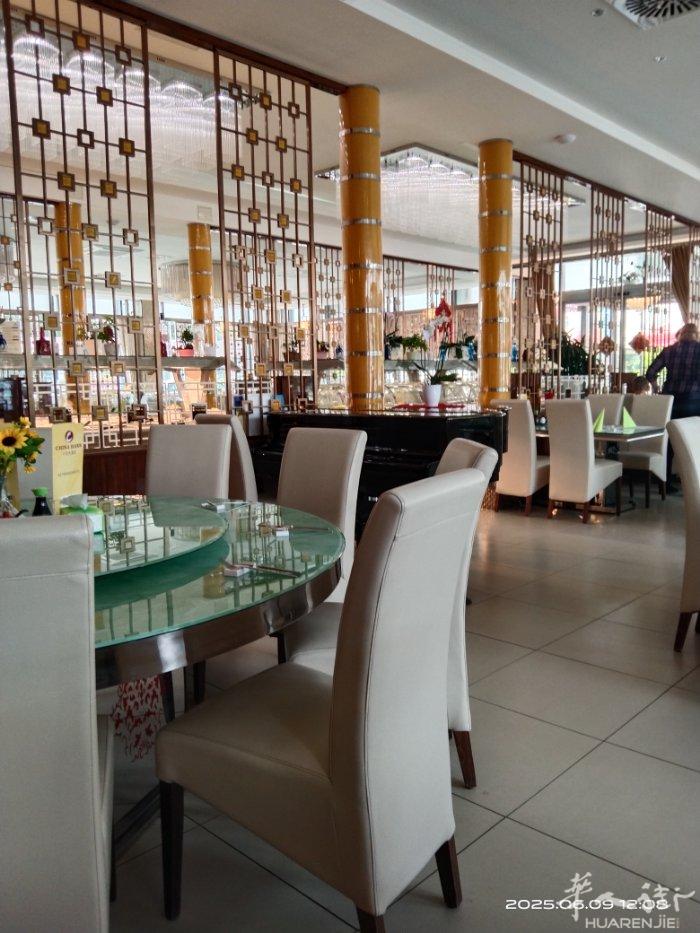杜塞附近持证电工，承 接家庭电路，餐厅电路，安装灯具，插坐，