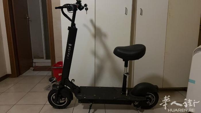 电动滑板车出售