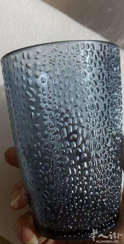 自助餐高端亚克力 烟蓝色高杯 （7.9口  11.3高） 杯子有重量 手感很好