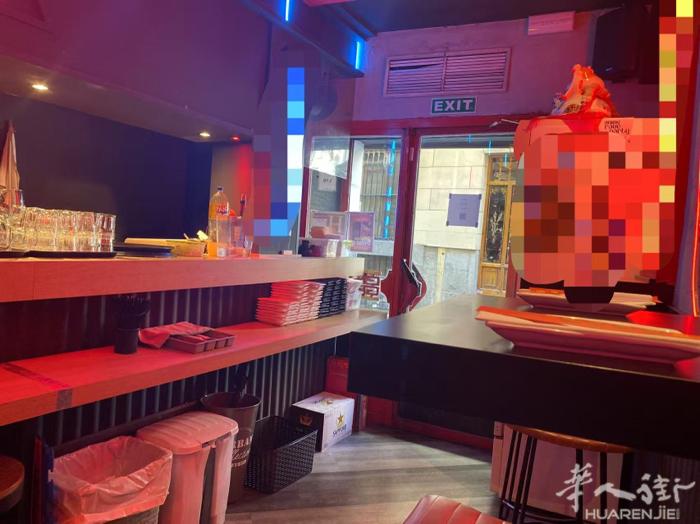 Malasaña (市中心） 马德里市中心的中心小吃店转让。位置位于重要旅游必经