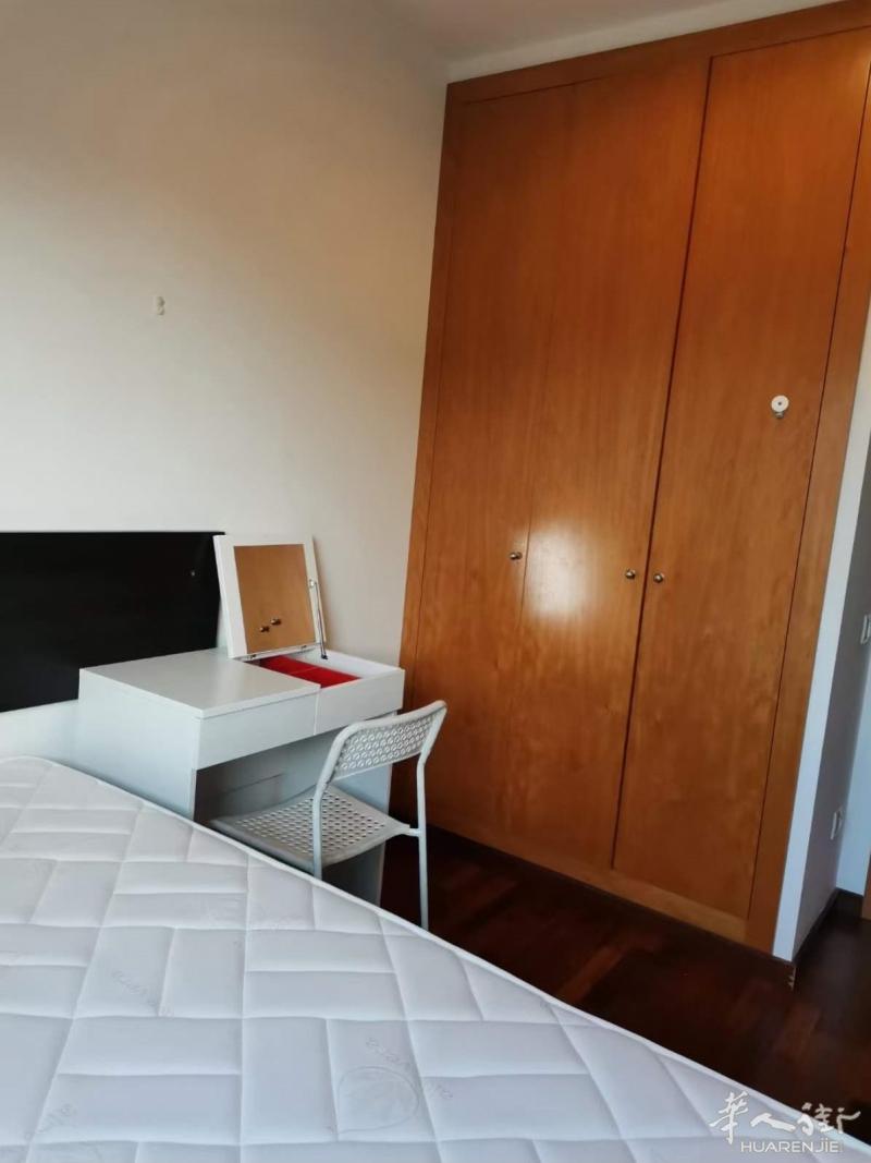 https://att.huarenjie.com/attachment/information/20250817/1755426920387809.jpg