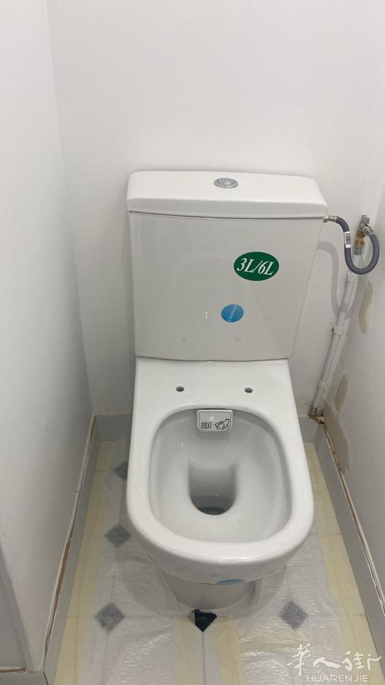 求职，本人来法八年一直做装修，吊顶，做隔墙板，瓷砖，木地板，柜子，洗澡间上下水，
