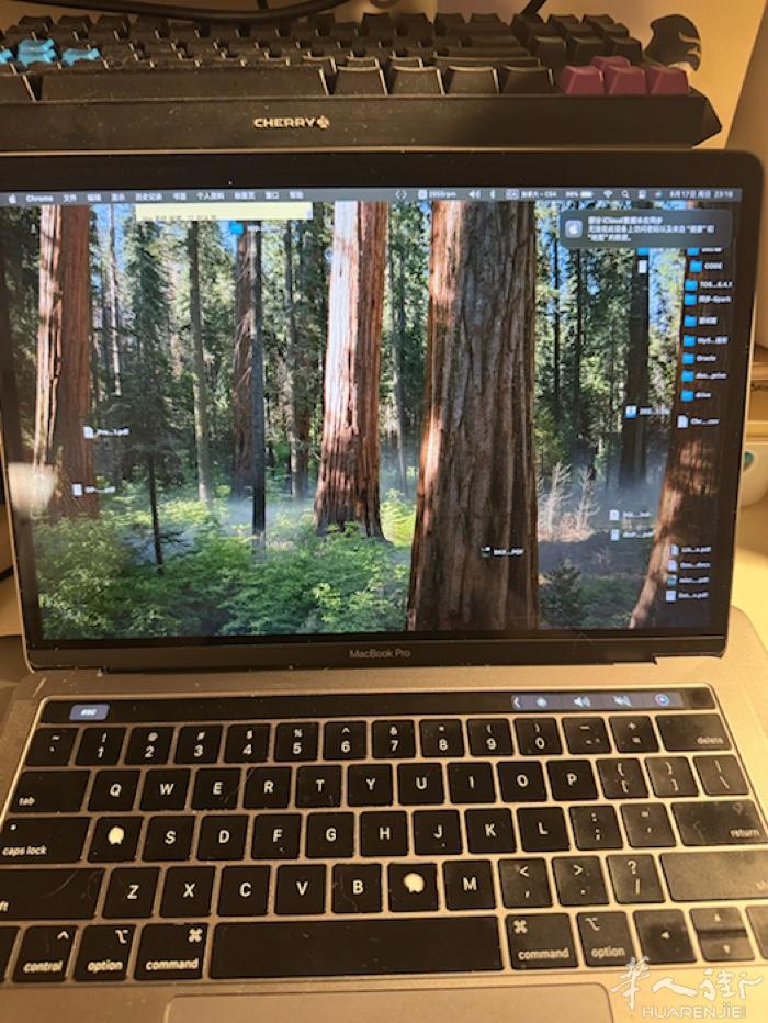📚🎓 欧洲留子图书馆必备单品｜MacBook Pro 出啦！  🖥️ Ma