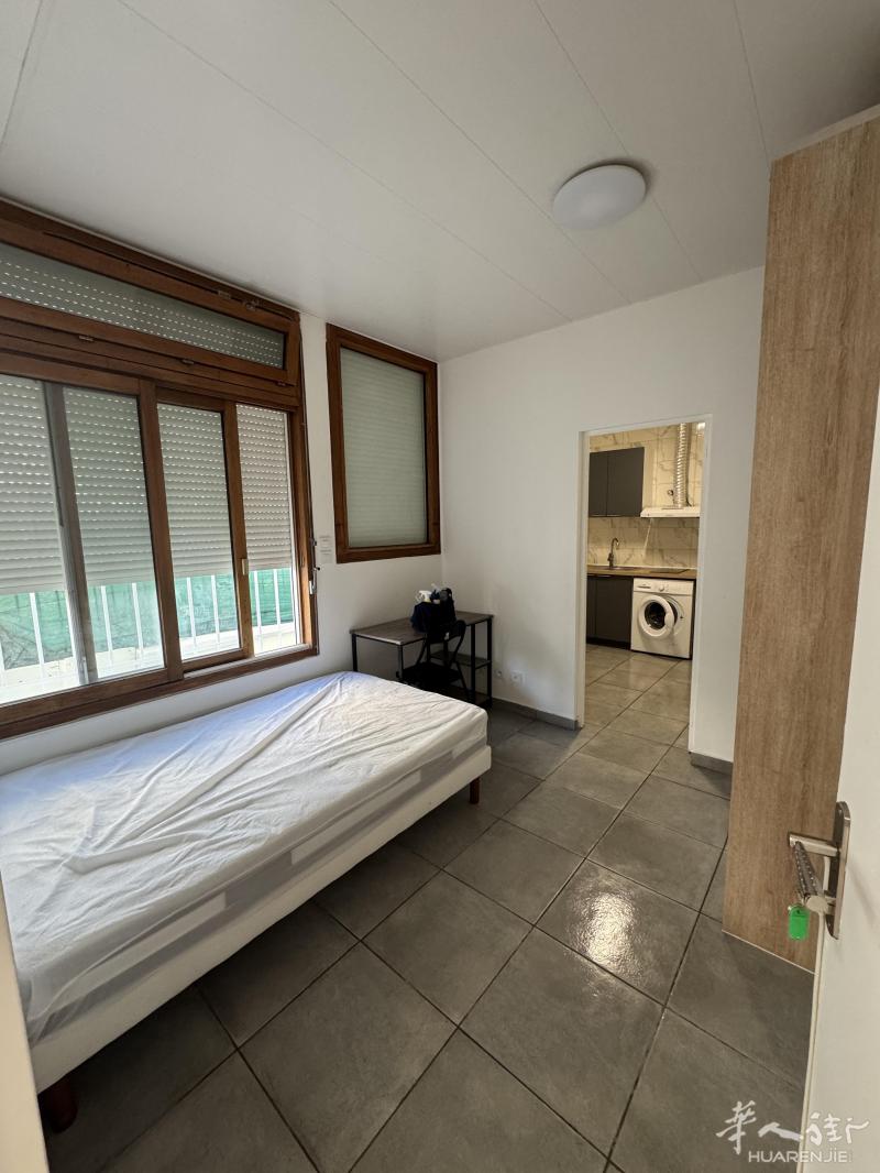 94省,Vitry-sur-Seine（94400） (ID：205732) 18平的 别墅  房间数2  卧室数1  有家具