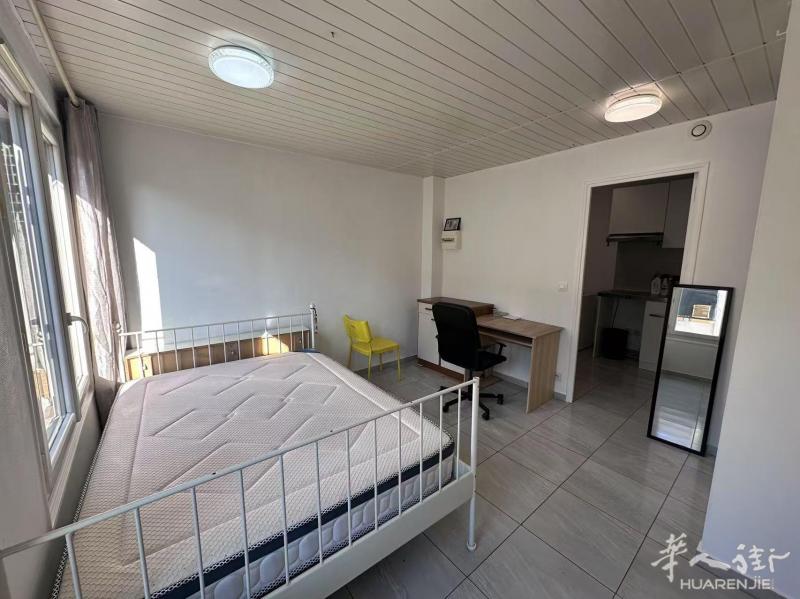 94省,Vitry-sur-Seine（94400） (ID：205733) 15平的 studio    卧室数1  有家具