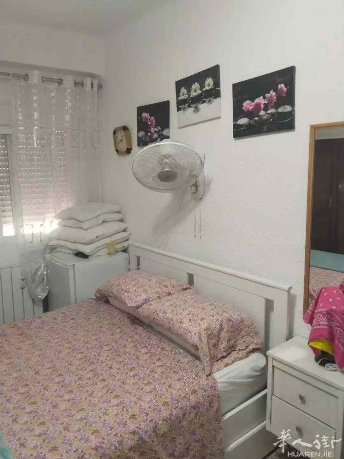 近市中心   5号线Marques de Vadillos地铁站 ---4室2卫