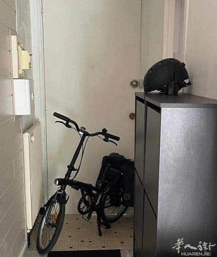 折叠电动助力车  折叠电动助力车 5月底购于迪卡侬  续航23公里左右，电池可拆