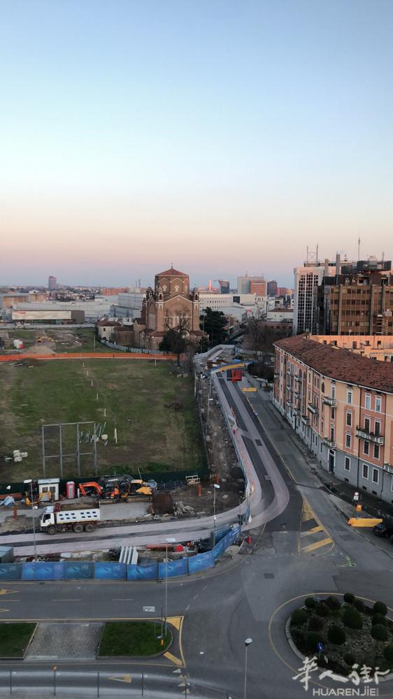 本人在padova，可以照顾小孩，做饭，钟点工，清理卫生居家打扫，长短期都可以，