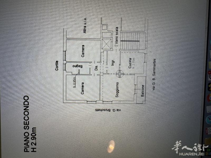 中央火车站两室一厅一厨一卫出售，车库