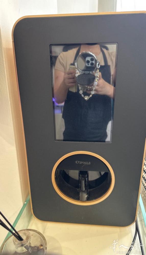 美甲打印机全新刚从中国带出来 这个机器非常厉害可以打印你所有想做的图片 包括自己