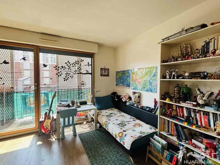 94 vitry sur seine  65平米，2008新房售30万  ✨ 房