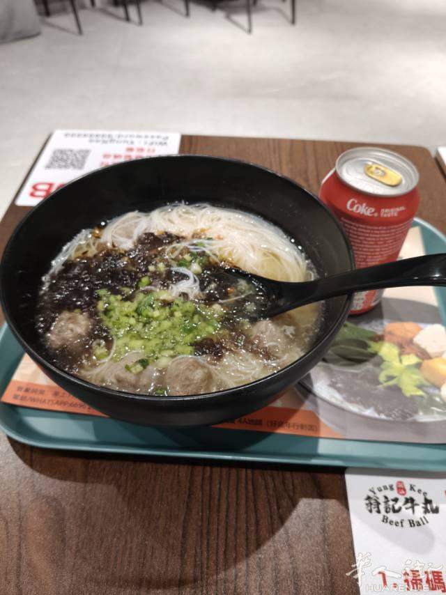 有Rovigo火车站附近的出租车吗，到帕多瓦火车站