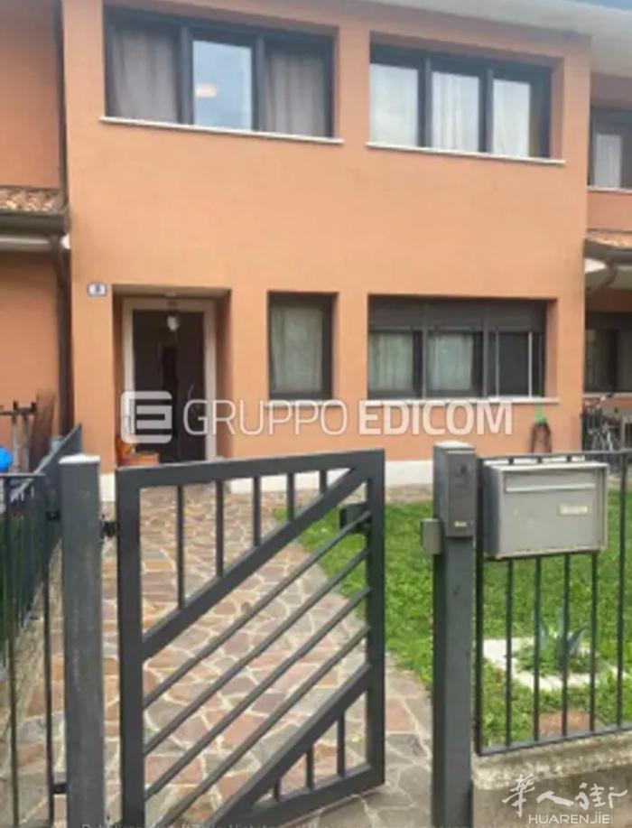 【拍卖房】Camponogara, Venezia 出售住宅 	•	3 室 2