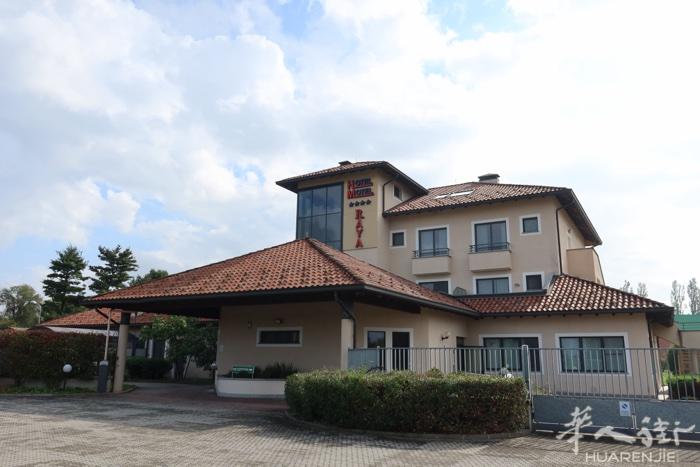 米兰Linate附近四星级酒店旅馆  Raya Hotel ★ ★ ★ ★ 多种