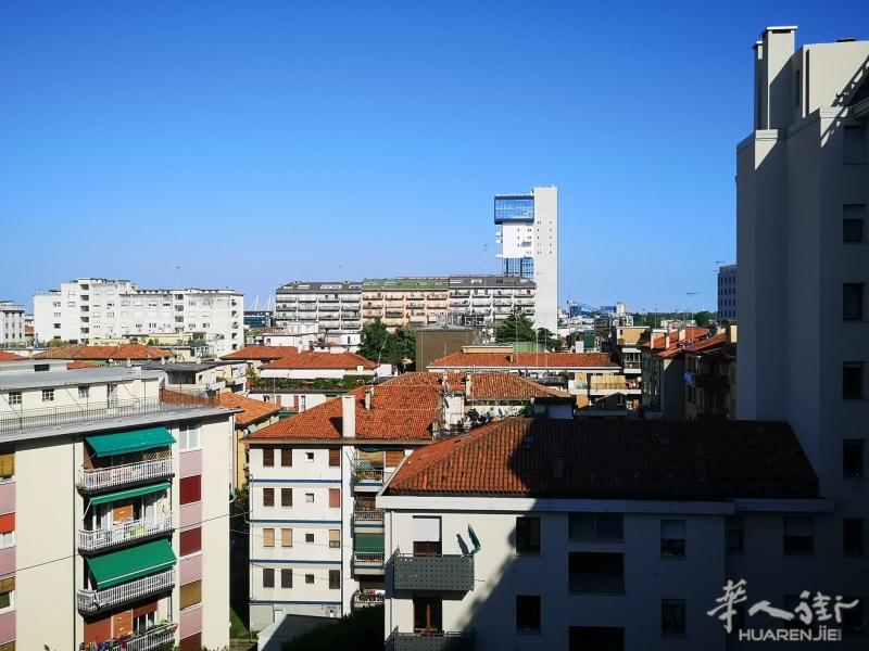 https://att.huarenjie.com/attachment/information/20250831/1756647545148104.jpg