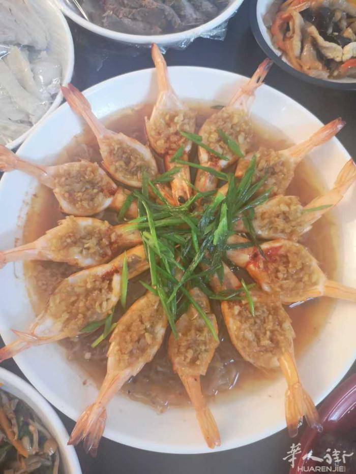 comasina 米兰招小宝宝回家带，专职带小孩，经验丰富，会做婴儿辅食 也可以