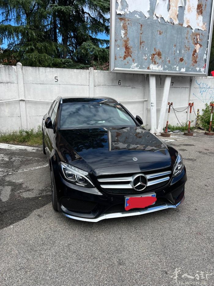 奔驰四驱出c220旅行版Amg套件。以开22万公里，定期保养。无任何问题。有意向