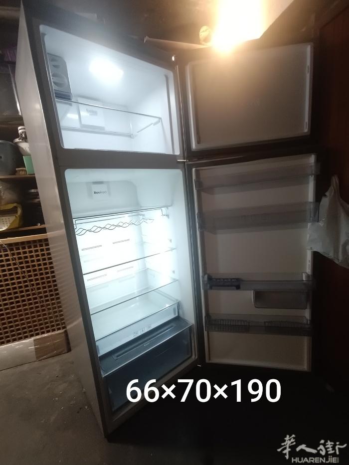 超棒大冰箱让一百五十欧，可提供货车服务。0663128947
