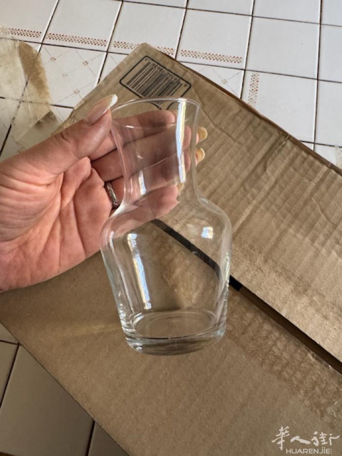 四分之一酒壶 全新未使用 10€ 一箱12 个