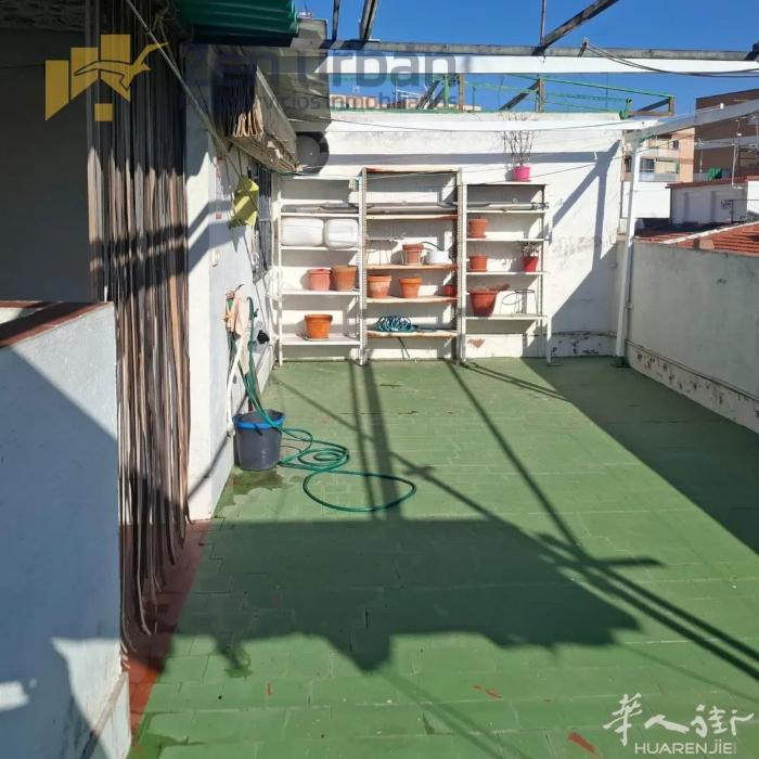 拎包入住，带家具！Parla近家乐福购物中心120平双层温馨Casa出售！