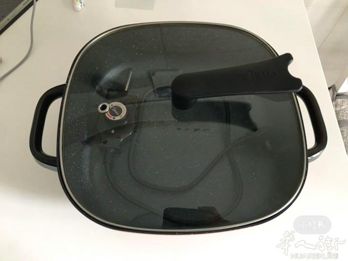 美的电火锅，6升，可以4-6个人吃火锅，也可以炒菜，非常新。 米兰bonola区