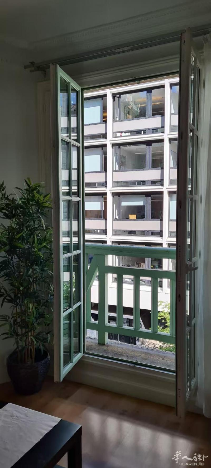 https://att.huarenjie.com/attachment/information/20250910/1757517133541021.jpg