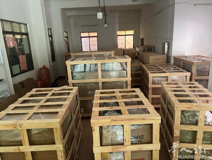 国内家具家电寄欧洲！餐边柜、智能镜柜、微波炉等都能运，专业打包防震防磕碰。海运/