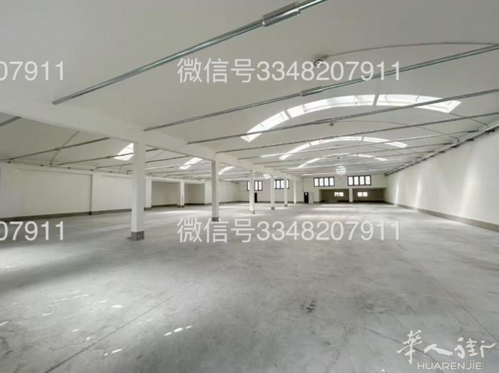 【工厂 仓库 出租】 Galciana  1000平米€ 7500 + Iva