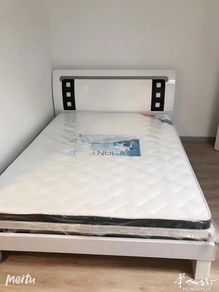 巴黎92区bagneux有房间独立chambre studio出租，是直接房东，