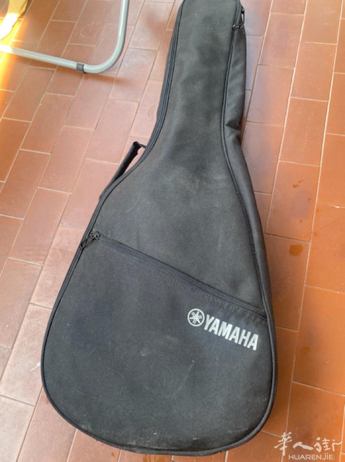 出二手9.9🆕电吉他yamaha，米兰市区自提 vx：melissa-viol