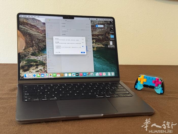苹果笔记本电脑 98新 macbook air2022 m2 8+256