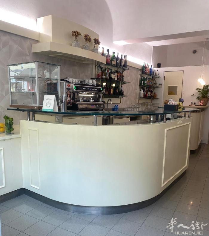 GESTIONE bar Casteggio cassa 350/400 può