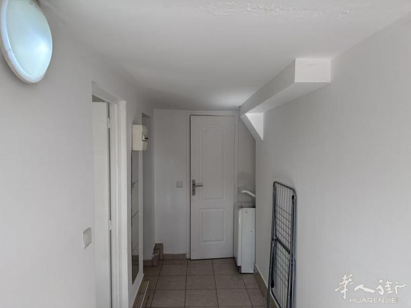 https://att.huarenjie.com/attachment/information/20250918/1758197973414938.jpg