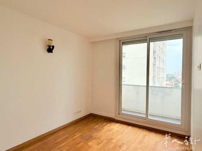 93800巴黎近郊Épinay-sur-Seine 绝美景观房88㎡｜五居室+大