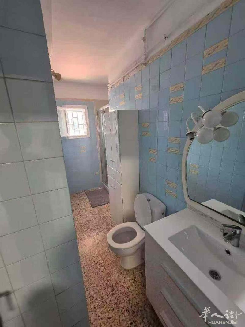 https://att.huarenjie.com/attachment/information/20250920/1758298505573740.jpg