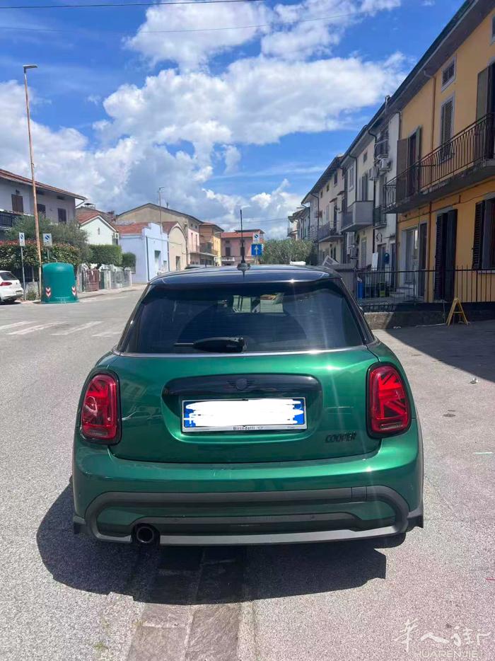 出售二手Mini Cooper，价格私谈，有意者可以联系电话：389283558