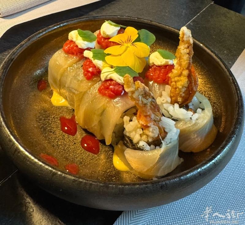 FIRENZE 中日包餐招一名熟练寿司师傅，要有责任心，动作快 会管理寿司吧，年龄25以上 待遇优，面谈