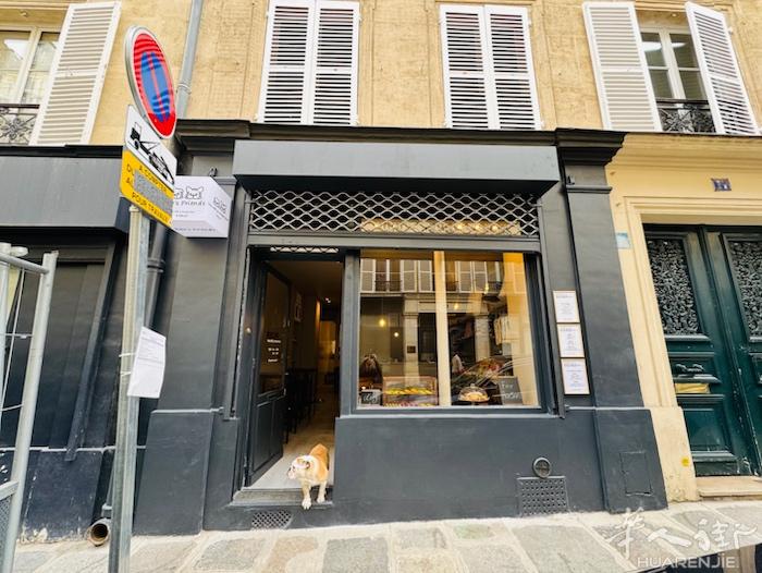 巴黎七区75007店铺转让出售 地段绝佳：位于Boulevard saint g