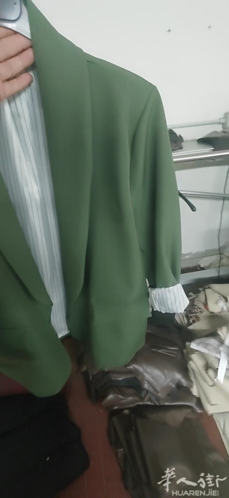西装工厂招做简单模特