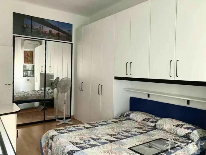 🏠Argonne 蓝线小公寓Via lomellina 38，一卧室一小厅一卫
