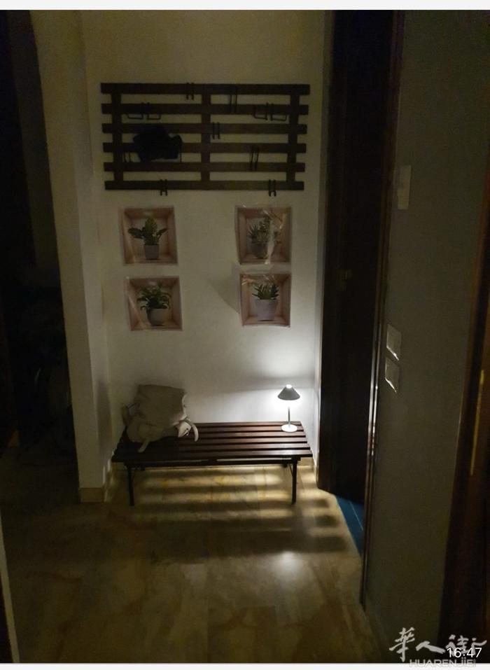 两室一厅 1100 压2付1  正规合同在 piazza chiaves 8