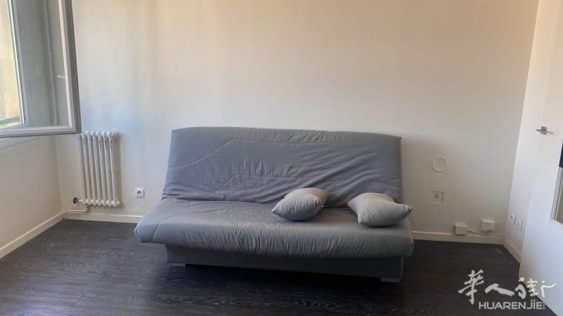 94省,Kremlin-Bicêtre(94270) (ID：205759) 29平的 studio  房间数1  卧室数1  有家具